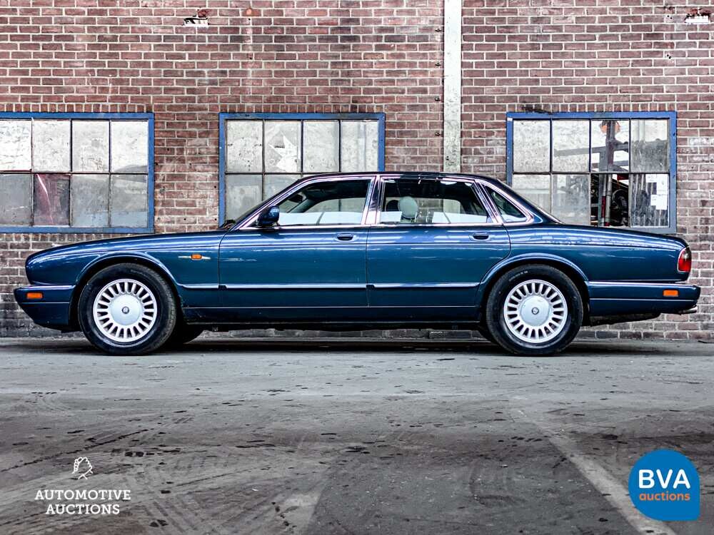Jaguar Souverän 3.2 211PS 1996 -Org. NL-, NN-HV-09.