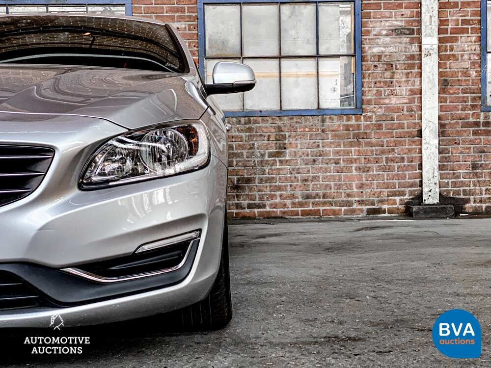 Volvo V60 D2 Summum 114hp 2015, G-115-BZ.