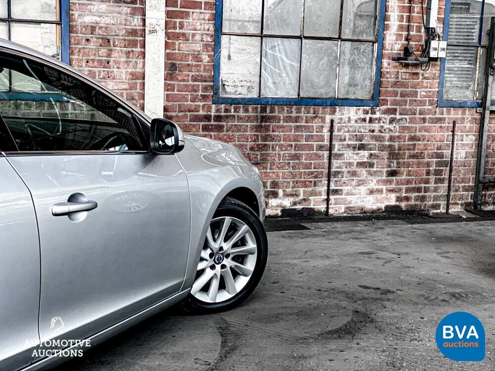 Volvo V60 D2 Summum 114hp 2015, G-115-BZ.