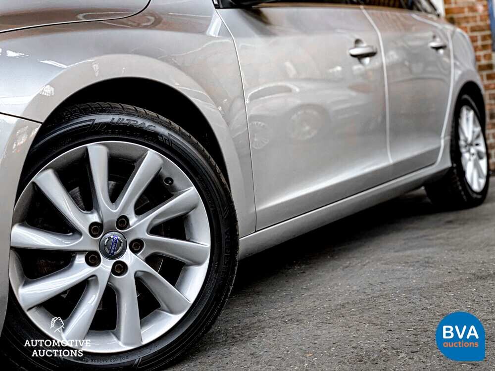 Volvo V60 D2 Summum 114hp 2015, G-115-BZ.