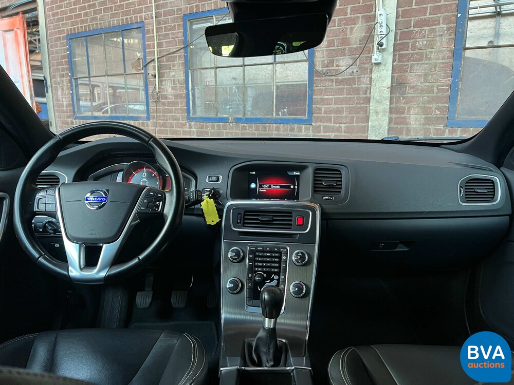 Volvo V60 D2 Summum 114hp 2015, G-115-BZ.