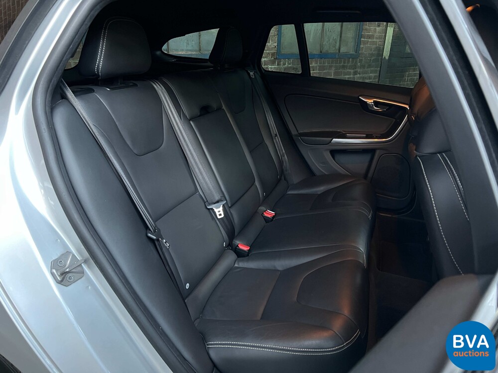 Volvo V60 D2 Summum 114hp 2015, G-115-BZ.
