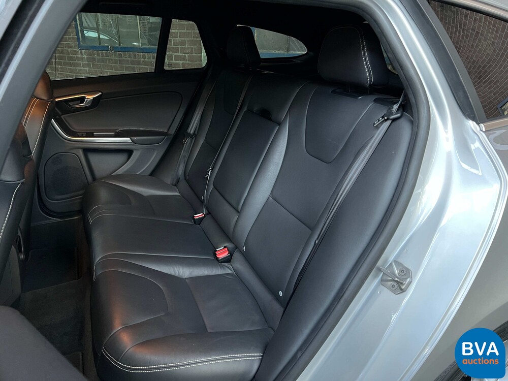 Volvo V60 D2 Summum 114hp 2015, G-115-BZ.