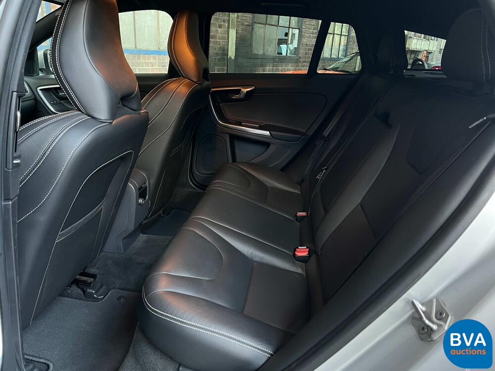Volvo V60 D2 Summum 114hp 2015, G-115-BZ.