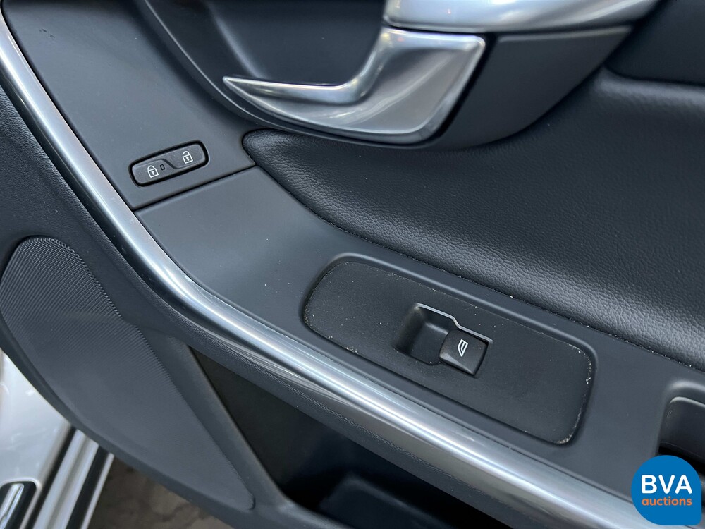Volvo V60 D2 Summum 114hp 2015, G-115-BZ.
