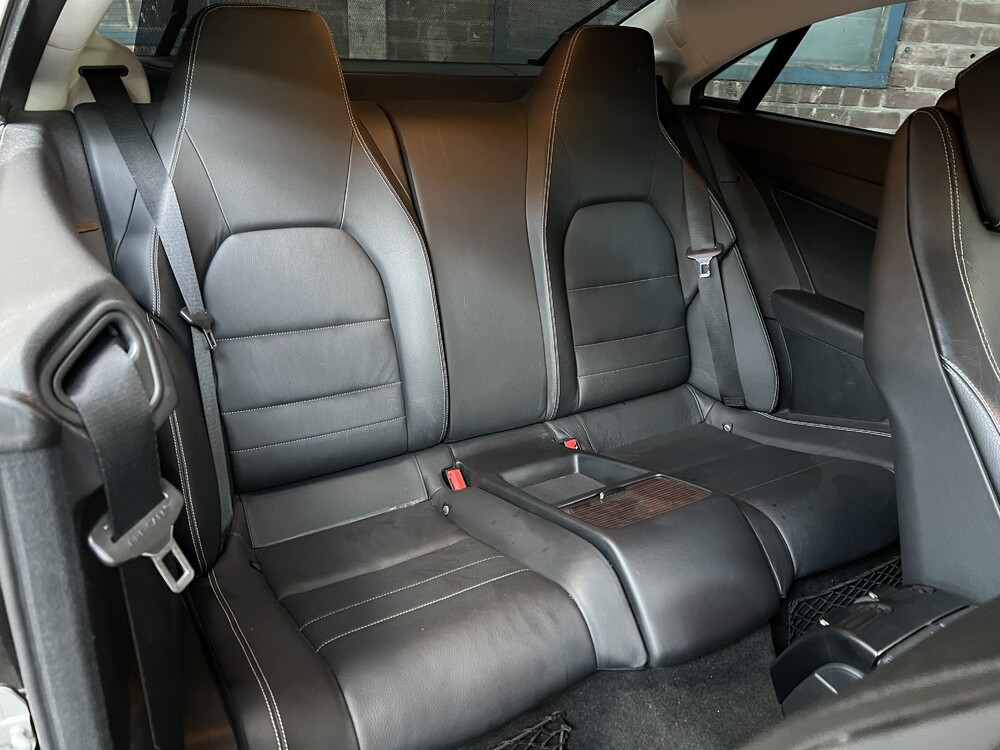 2009 Mercedes-Benz E350 CGI Coupé 292 PS E-Klasse.