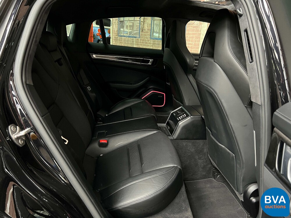 Porsche Panamera 4.0 GTS 460 PS 2018, L-502-RD.