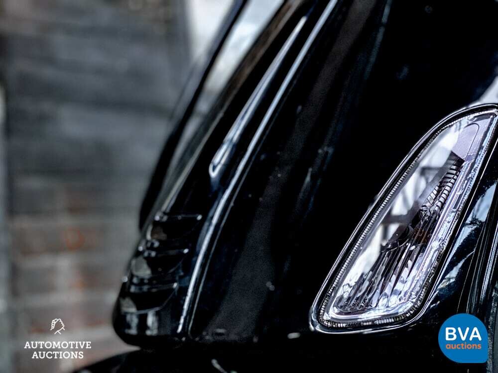 *SCHWARZ auf SCHWARZ* 2017 Piaggio Vespa Sprint, DHV-83-N.