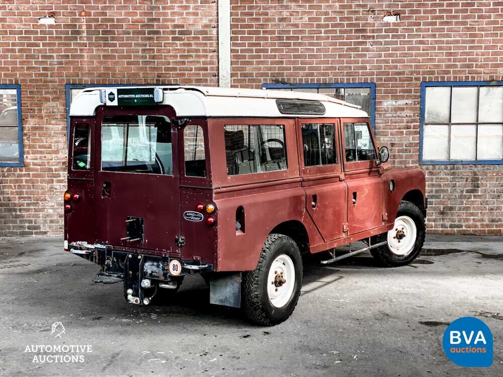 Land Rover Defender 109 Lang 130PS 1979.