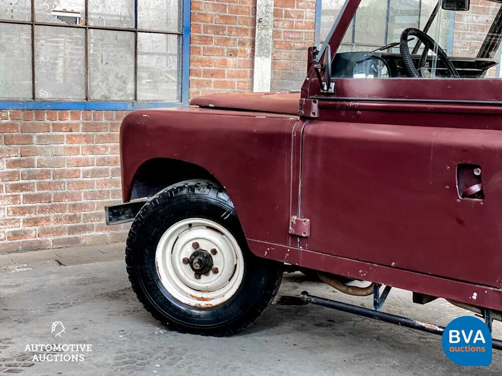 Land Rover Defender 109 Lang 130PS 1979.
