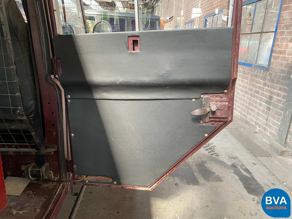 Land Rover Defender 109 Lang 130PS 1979.