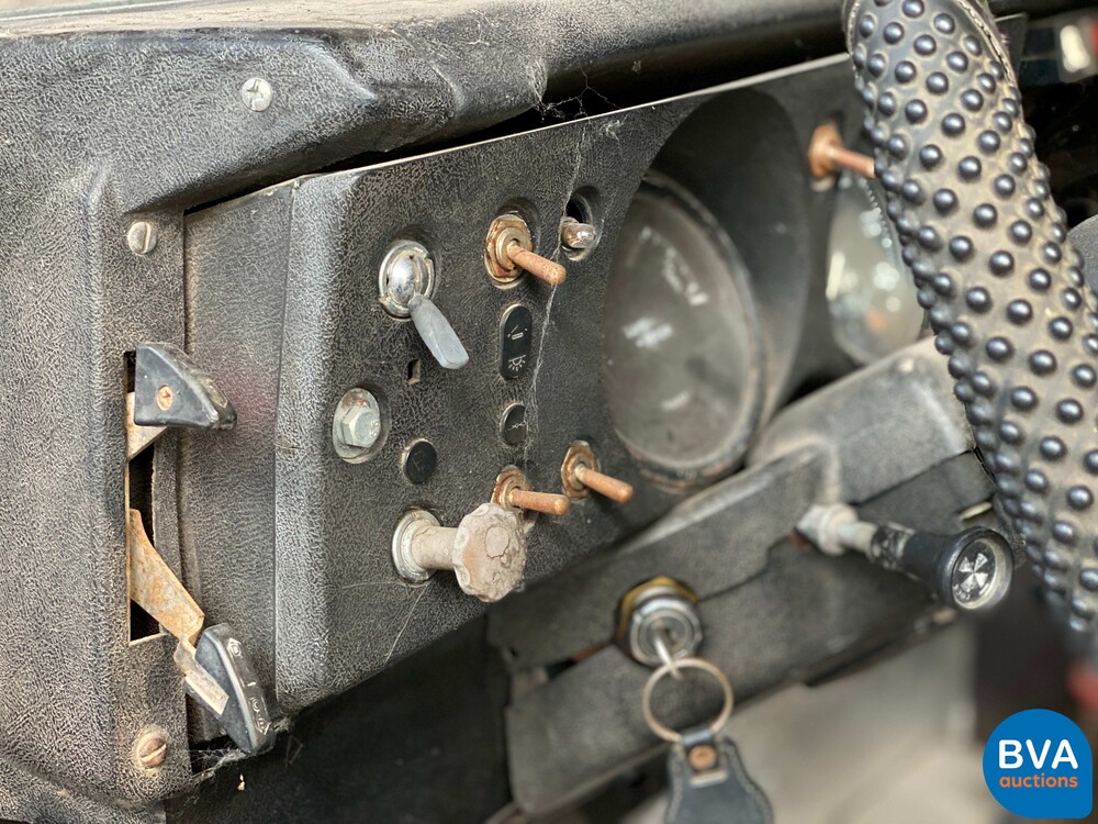 Land Rover Defender 109 Lang 130PS 1979.