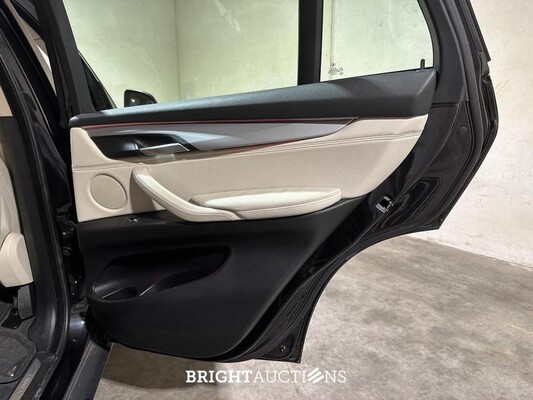 BMW X5 sDrive25d High Executive F15 231pk 2016, K-933-PP