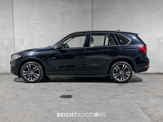 BMW X5 sDrive25d High Executive F15 231pk 2016, K-933-PP