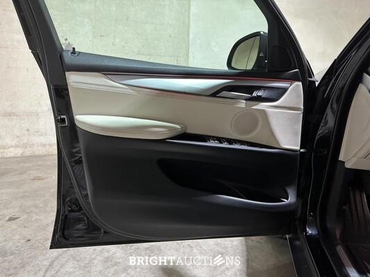 BMW X5 sDrive25d High Executive F15 231pk 2016, K-933-PP