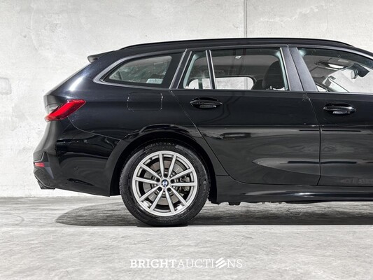 BMW 330e Touring G21 184pk 2021 (Origineel-NL + 1e Eigenaar), K-451-VL