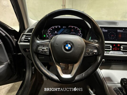 BMW 330e Touring G21 184pk 2021 (Origineel-NL + 1e Eigenaar), K-451-VL