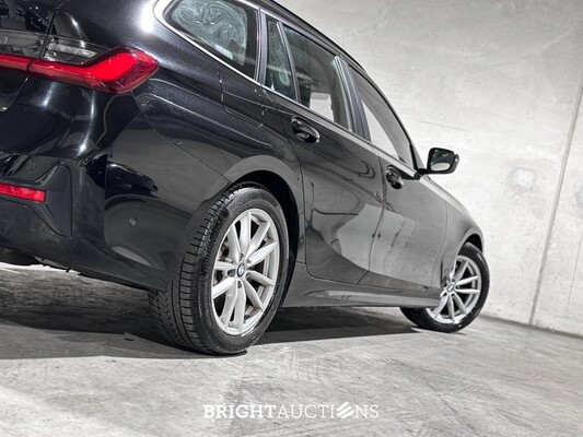 BMW 330e Touring G21 184pk 2021 (Origineel-NL + 1e Eigenaar), K-451-VL