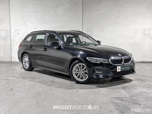 BMW 330e Touring G21 184pk 2021 (Origineel-NL + 1e Eigenaar), K-451-VL