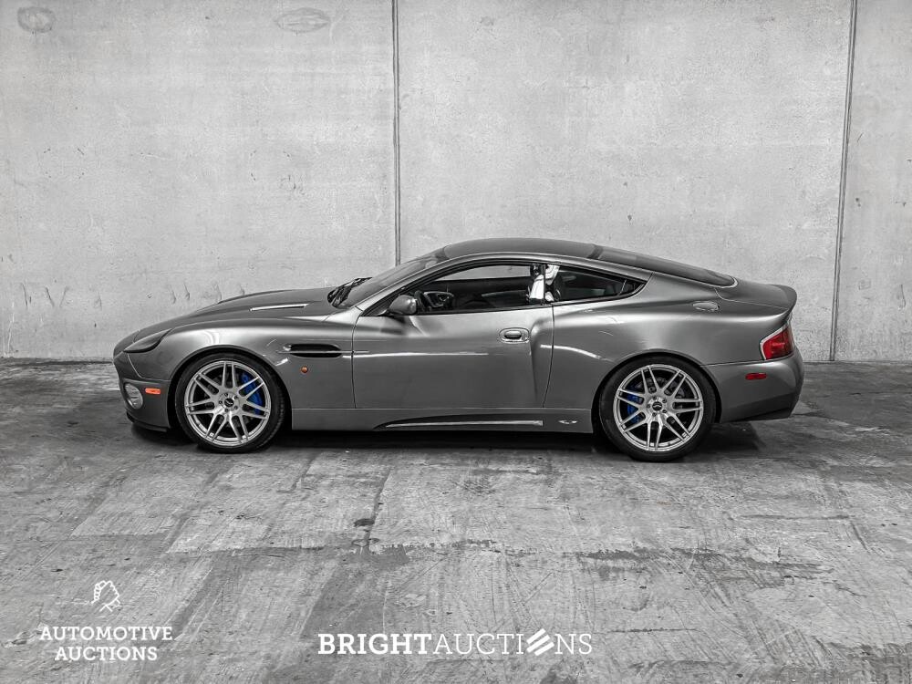Aston Martin Vanquish 5.9 V12 466pk 2003