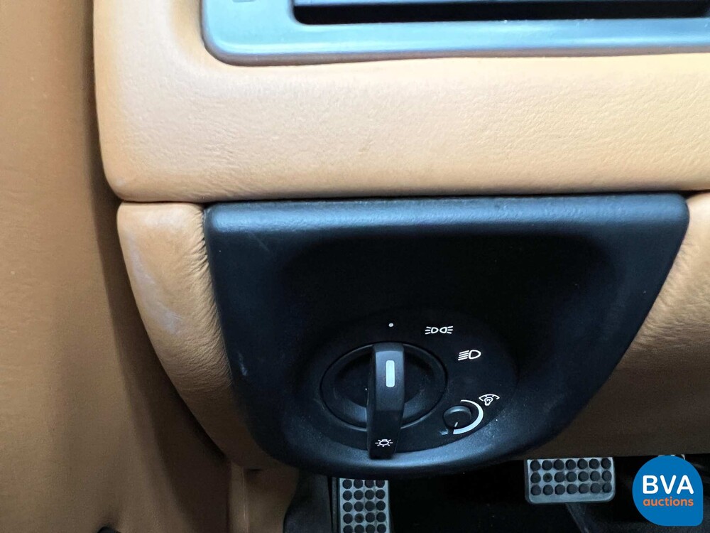 Aston Martin DB9 Volante 6.0 V12 476 PS 2010 Cabrio, P-330-GJ.