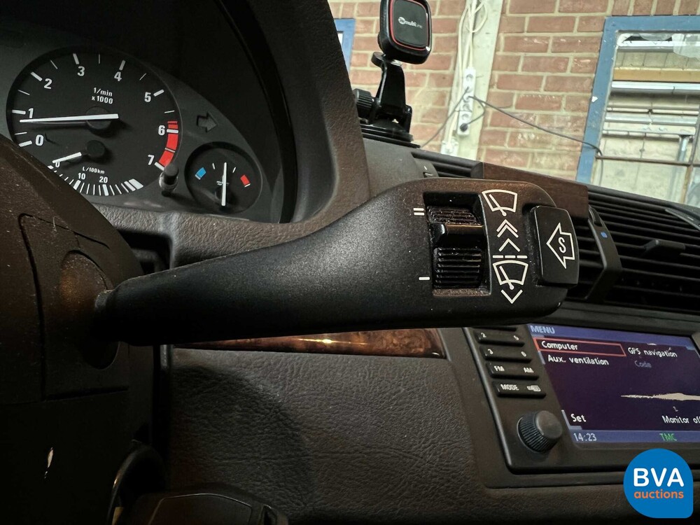 BMW X5 4.4i 286 PS 2003, XR-354-P.