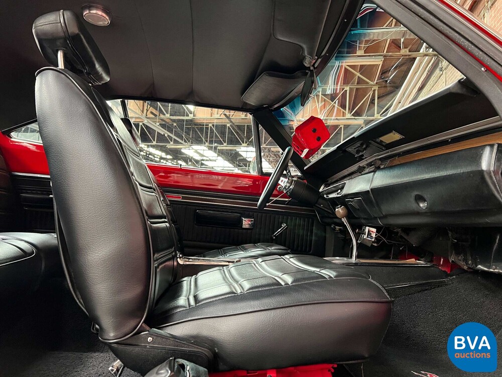 1969 Dodge Coronet R/T V8.