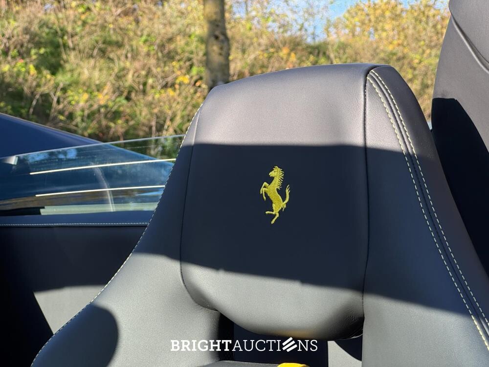 Ferrari 488 Spider HELE 3.9 V8 - Full Carbon – 670pk - Händlergarantie bis 05/2027