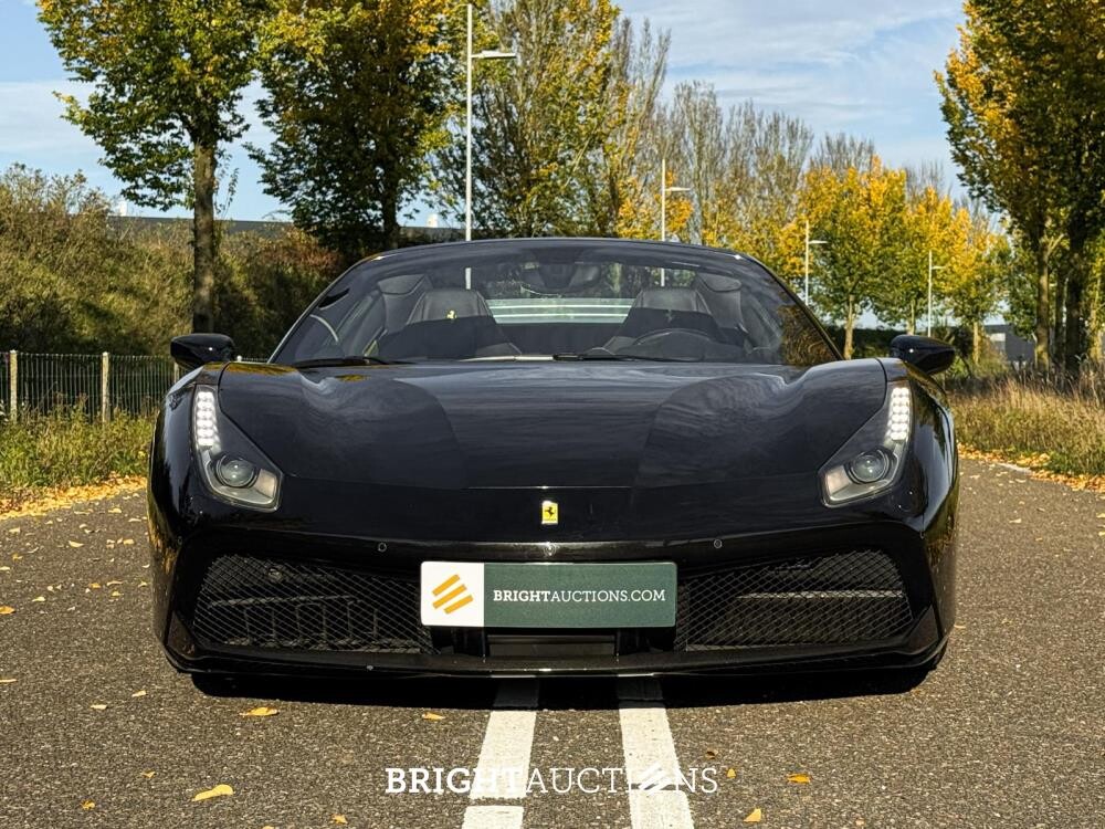 Ferrari 488 Spider HELE 3.9 V8 - Full Carbon – 670pk - Händlergarantie bis 05/2027