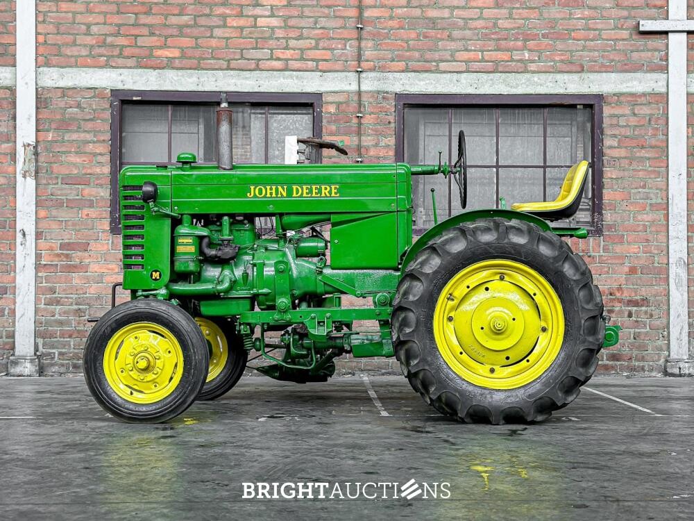 John Deere Model M 2-Cilinder 20pk 1952 Trekker Olditmer