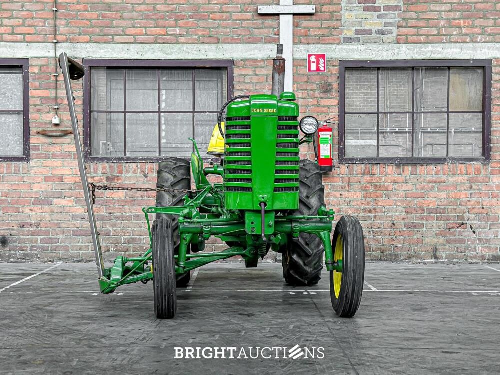 John Deere Model M 2-Cilinder 20pk 1952 Trekker Olditmer