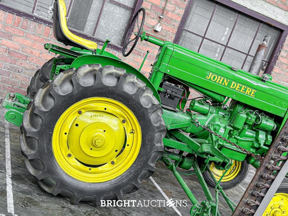 John Deere Model M 2-Cilinder 20pk 1952 Trekker Olditmer