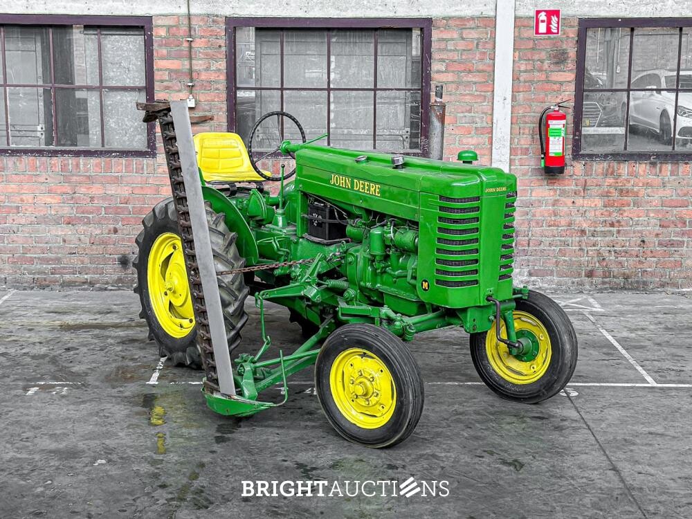 John Deere Model M 2-Cilinder 20pk 1952 Trekker Olditmer