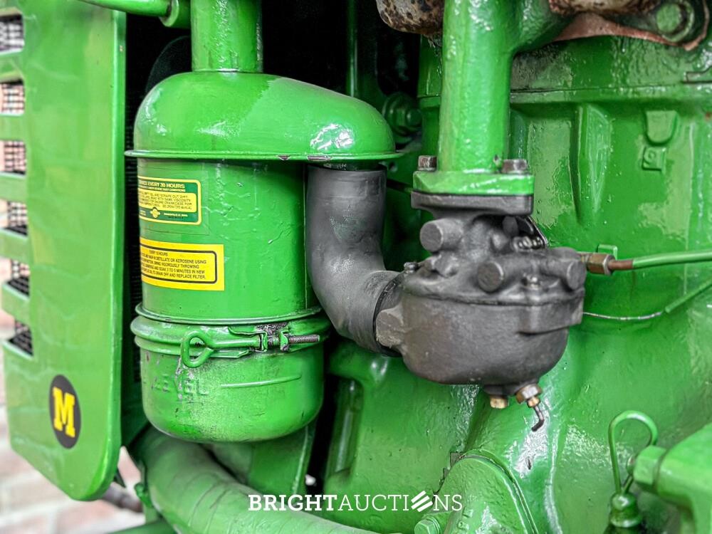 John Deere Model M 2-Cilinder 20pk 1952 Trekker Olditmer