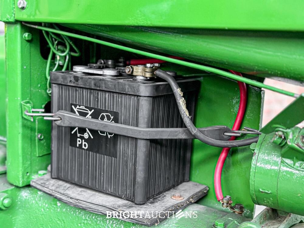 John Deere Model M 2-Cilinder 20pk 1952 Trekker Olditmer