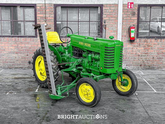 John Deere Model M 2-Cilinder 20pk 1952 Trekker Olditmer