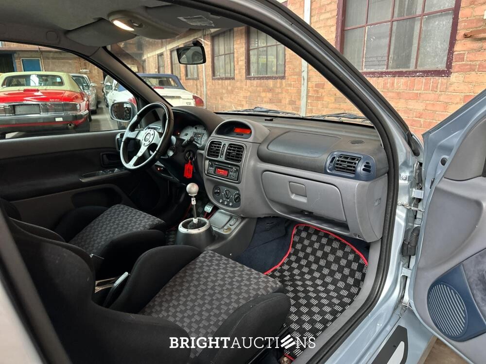 Clio V6 RS Phase 1 Renault Sport 3.0 V6 230pk 2002 Youngtimer