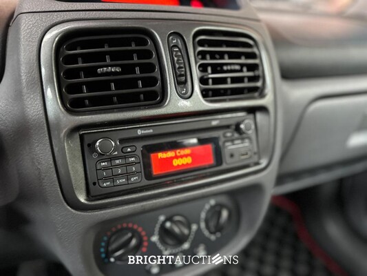 Clio V6 RS Phase 1 Renault Sport 3.0 V6 230pk 2002 Youngtimer