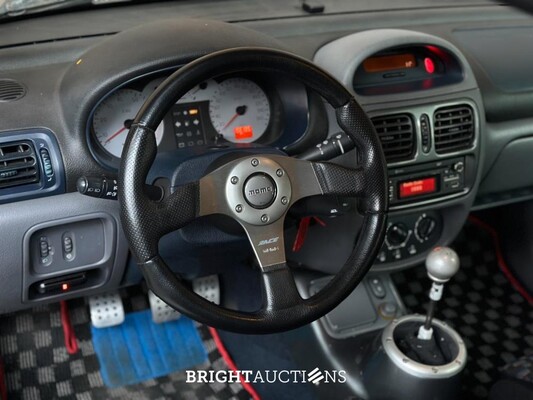 Clio V6 RS Phase 1 Renault Sport 3.0 V6 230pk 2002 Youngtimer