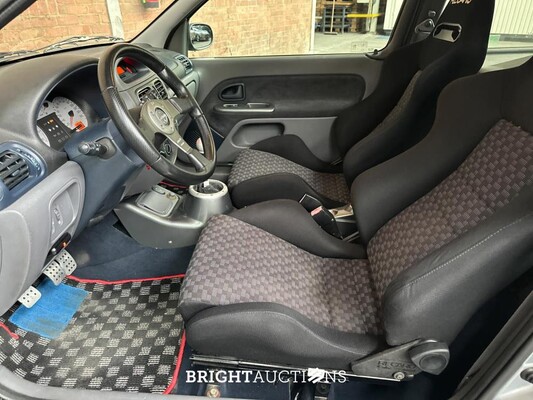 Clio V6 RS Phase 1 Renault Sport 3.0 V6 230pk 2002 Youngtimer