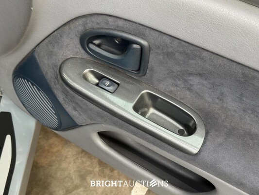 Clio V6 RS Phase 1 Renault Sport 3.0 V6 230pk 2002 Youngtimer