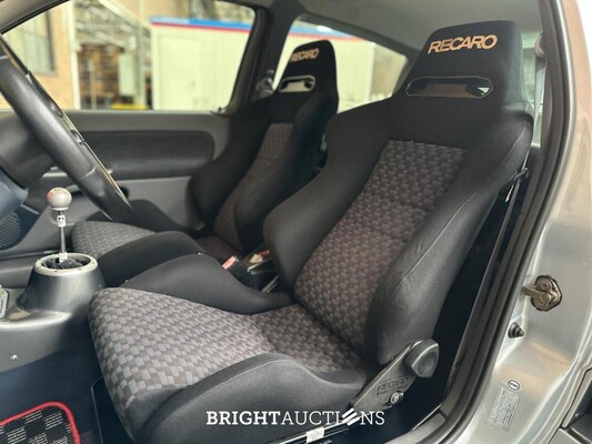 Clio V6 RS Phase 1 Renault Sport 3.0 V6 230pk 2002 Youngtimer