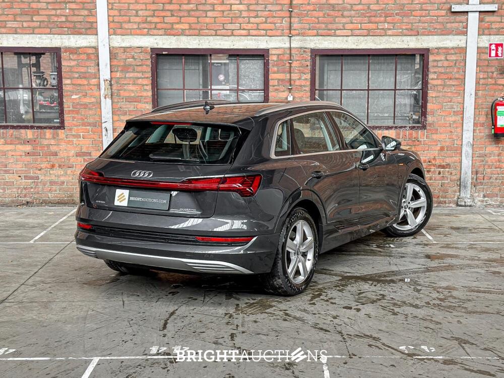Audi e-tron 50 Quattro Launch Edition 71 kWh 313pk 2020 (Origineel-NL & 1e Eigenaar), J-840-LR