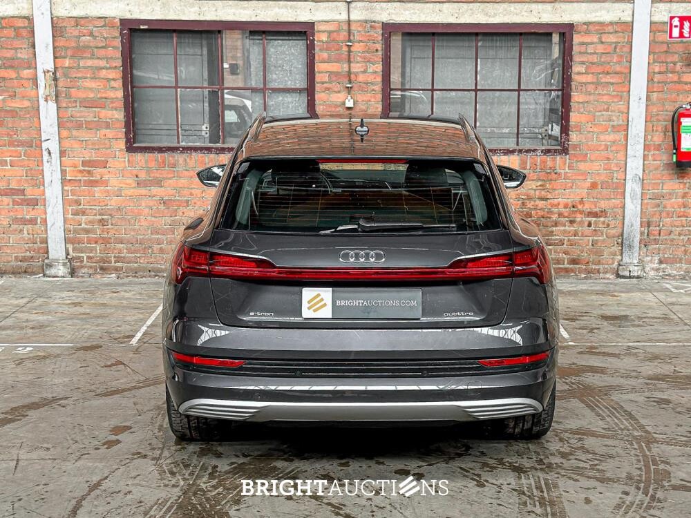 Audi e-tron 50 Quattro Launch Edition 71 kWh 313pk 2020 (Origineel-NL & 1e Eigenaar), J-840-LR