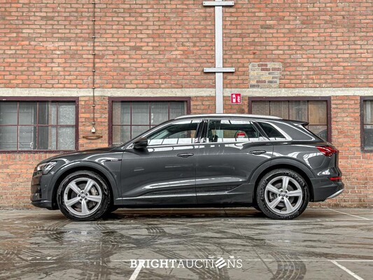 Audi e-tron 50 Quattro Launch Edition 71 kWh 313pk 2020 (Origineel-NL & 1e Eigenaar), J-840-LR