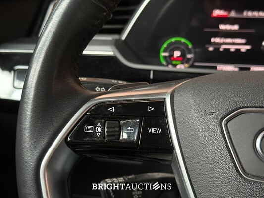 Audi e-tron 50 Quattro Launch Edition 71 kWh 313pk 2020 (Origineel-NL & 1e Eigenaar), J-840-LR