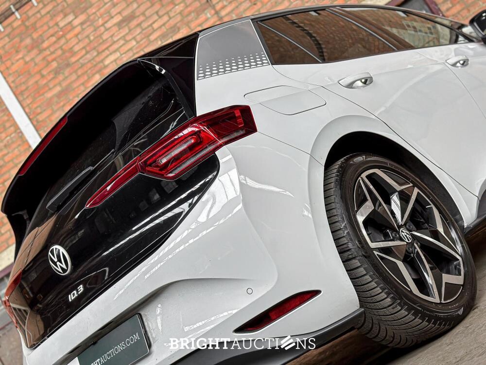 Volkswagen ID.3 First Plus 58 kWh 204pk 2020 (Origineel-NL & 1e Eigenaar), J-275-SK