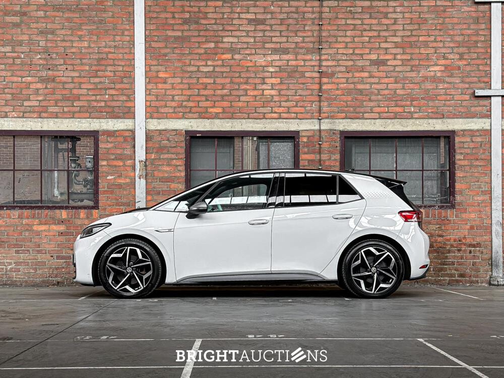 Volkswagen ID.3 First Plus 58 kWh 204pk 2020 (Origineel-NL & 1e Eigenaar), J-275-SK