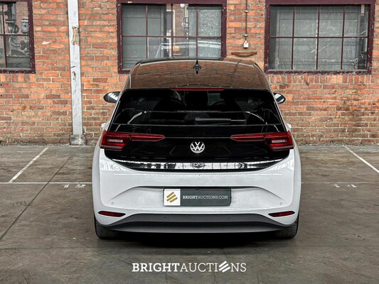 Volkswagen ID.3 First Plus 58 kWh 204pk 2020 (Origineel-NL & 1e Eigenaar), J-275-SK