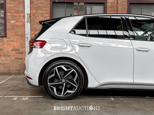 Volkswagen ID.3 First Plus 58 kWh 204pk 2020 (Origineel-NL & 1e Eigenaar), J-275-SK
